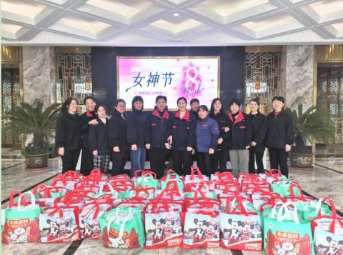 三八婦女節(jié)，盛世新能源為女職工發(fā)放暖心福利